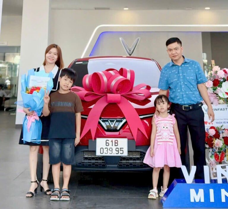 2bea32d4cfb27eec27a33 min e1741021315676 Bảng Giá Xe